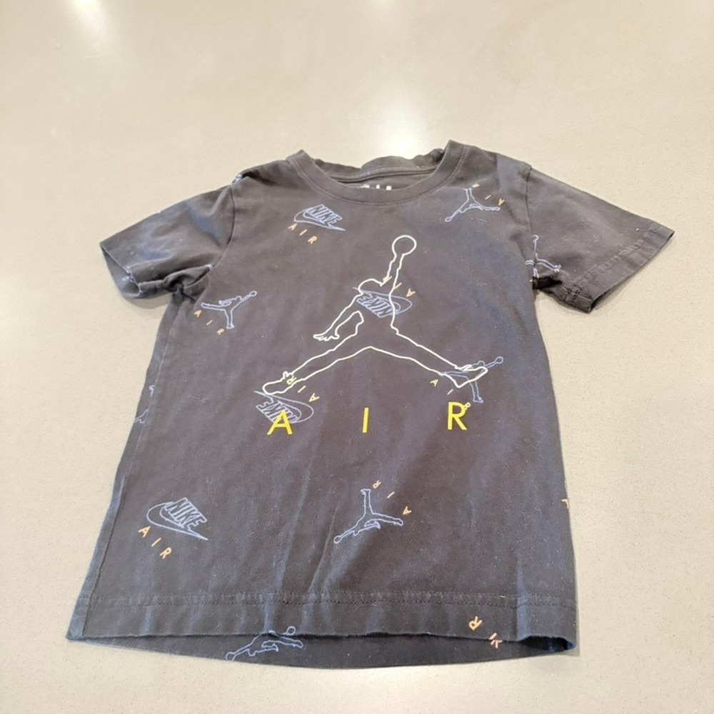 Jordan Kids Jumpman Nike Air All‎ Over Print T-Shirt Black Size 4 XS 3-4Y